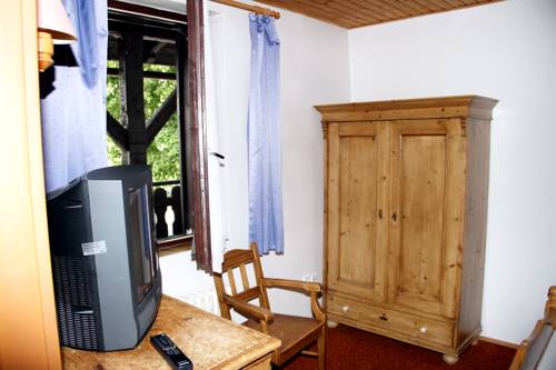 Imagen de la habitación del Hotel V Nebi. Foto 6