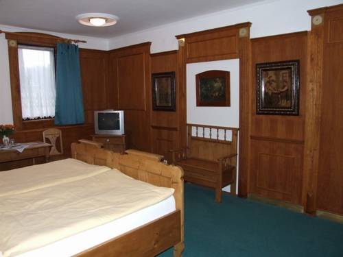 Imagen de la habitación del Hotel V Nebi. Foto 11