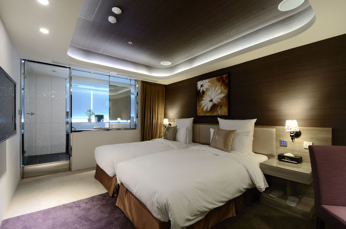 Imagen de los interiores del Hotel V One. Foto 14