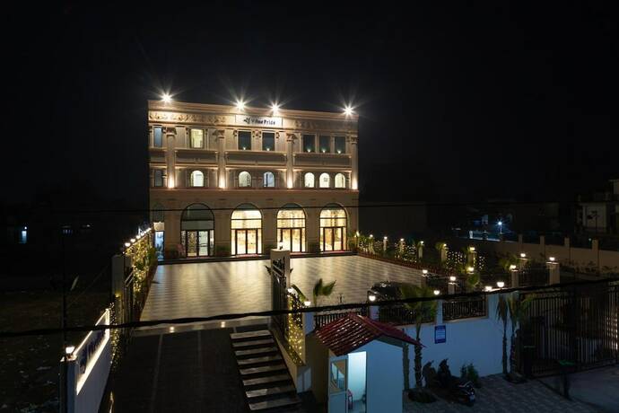 Imagen general del Hotel V One Pride, Dehradun. Foto 6