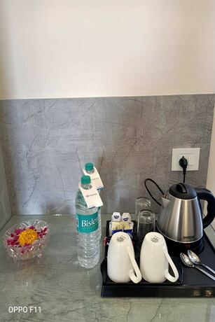 Imagen general del Hotel V One Pride, Dehradun. Foto 13