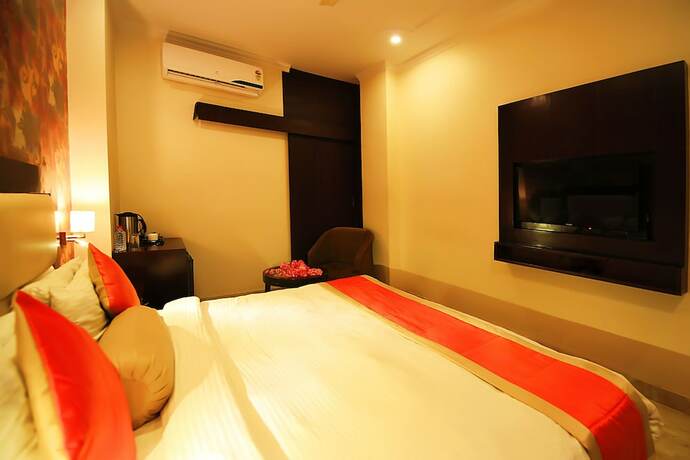 Imagen de la habitación del Hotel V One Pride, JAIPUR. Foto 18