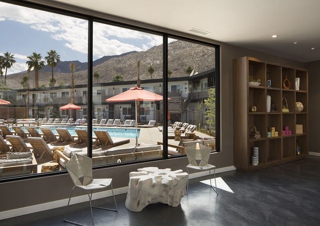 Imagen de los interiores del Hotel V Palm Springs. Foto 12