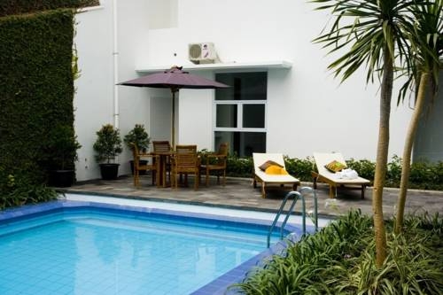 Imagen general del Hotel V Residence Kemang. Foto 8
