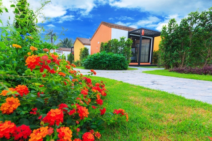 Imagen de los exteriores del Hotel V Village. Foto 12