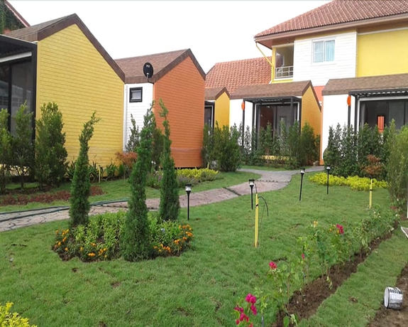 Imagen de los exteriores del Hotel V Village. Foto 14