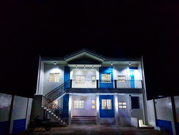 Imagen general del Hotel V and G Suites Limay. Foto 3