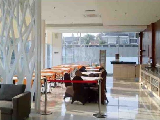 Imagen general del Hotel V and Residence Bandung. Foto 9
