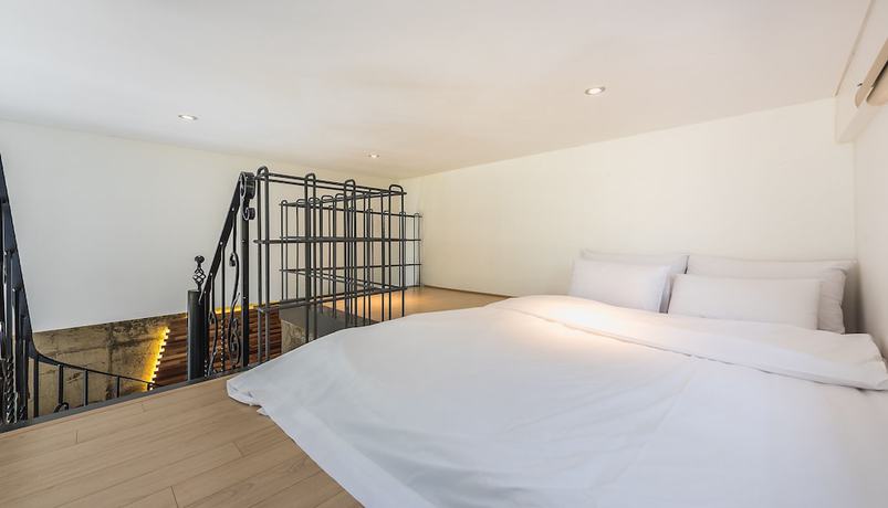 Imagen de la habitación del Hotel V10 Spa Pension. Foto 8