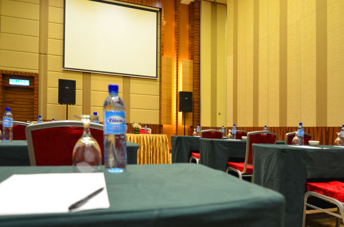 Imagen de los interiores del Hotel V8. Foto 13