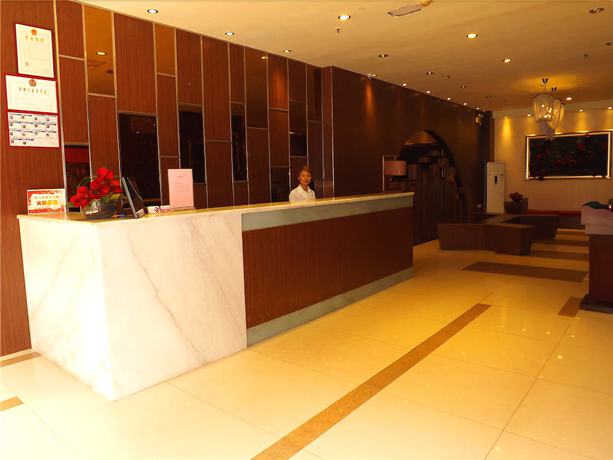Imagen de los interiores del Hotel V8 Xi Lang Branch. Foto 13