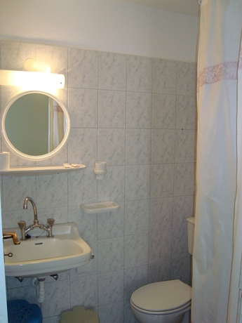 Imagen de la habitación del Hotel VAKHOS. Foto 6