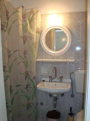 Imagen de la habitación del Hotel VAKHOS. Foto 8