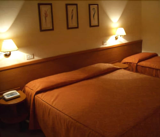 Imagen de la habitación del Hotel VALMARINA HOTEL. Foto 7