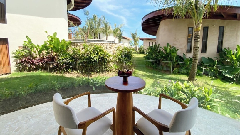 Imagen de la habitación del Hotel VANARA Resort and Spa. Foto 5