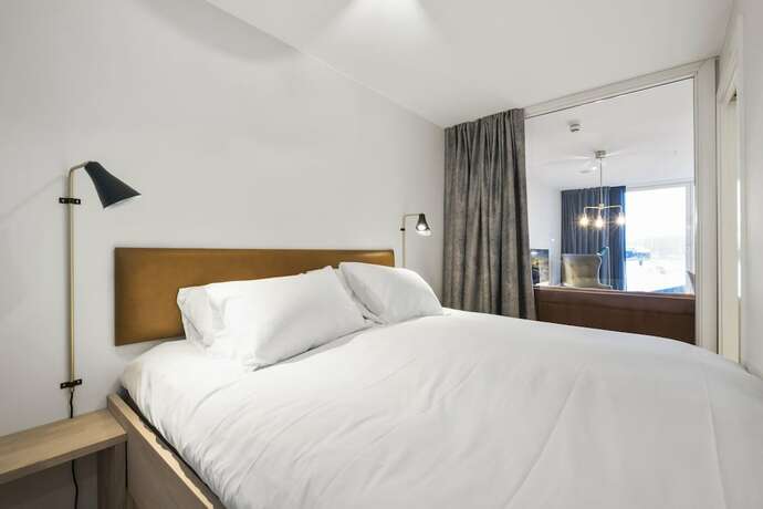 Imagen de la habitación del Hotel VANDER - Sea Story. Foto 17