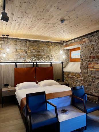 Imagen de la habitación del Hotel VENEZIANA Boutique Superior. Foto 2