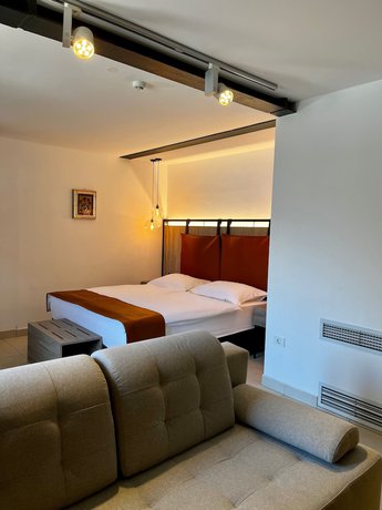 Imagen de la habitación del Hotel VENEZIANA Boutique Superior. Foto 5