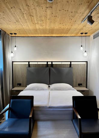 Imagen de la habitación del Hotel VENEZIANA Boutique Superior. Foto 9