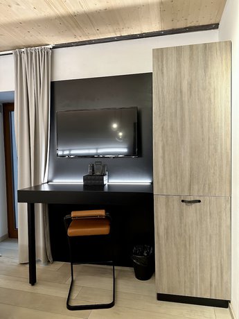 Imagen de la habitación del Hotel VENEZIANA Boutique Superior. Foto 10