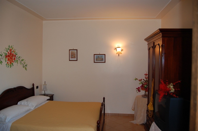 Imagen de la habitación del Hotel VENUS PARK. Foto 3