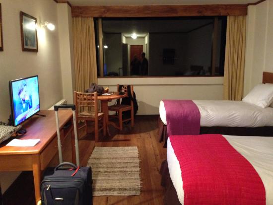 Imagen de la habitación del Hotel VERSALLES SUITES PUERTO MONTT. Foto 4