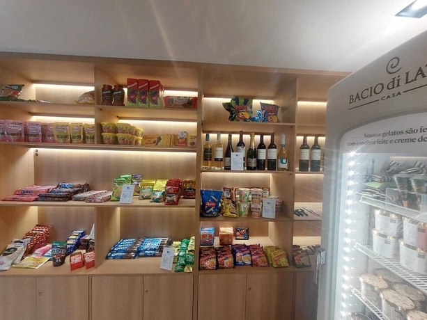 Imagen de los interiores del Hotel VHome Flat. Foto 15