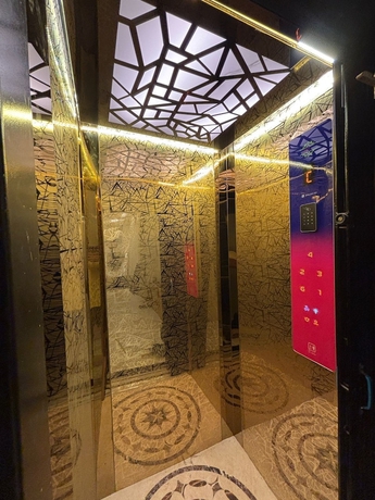Imagen de los interiores del Hotel VIA GANGA INN Varanasi. Foto 16