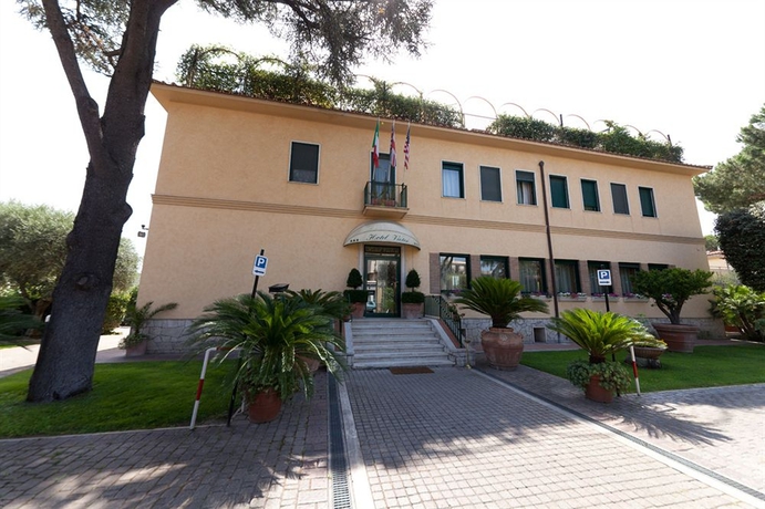 Imagen general del Hotel VICTOR, Osteria del Curato. Foto 5