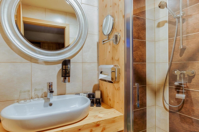 Imagen de la habitación del Hotel VICTORIA KAPRUN, Kaprun. Foto 11