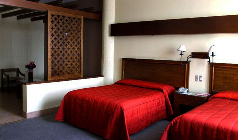 Imagen de la habitación del Hotel VICTORIA, Uruapan. Foto 4