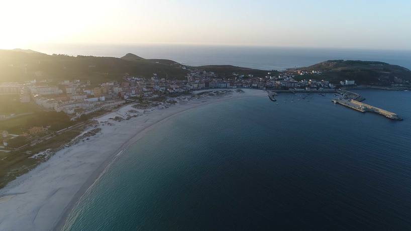 Imagen de los exteriores del Hotel VIDA Mar de Laxe. Foto 19