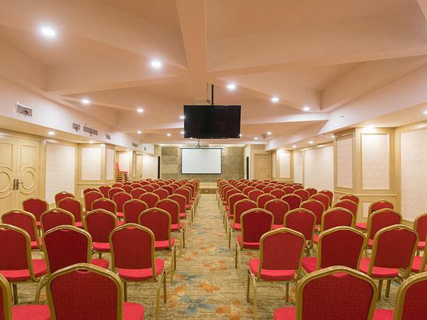 Imagen general del Hotel VIENNA INTERNATIONAL JINQIAO INDUSTRIAL PARK. Foto 4