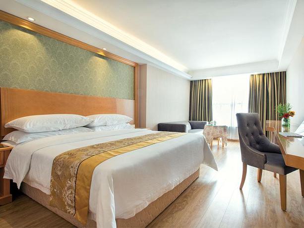 Imagen de la habitación del Hotel VIENNA TIANFU PLAZA METRO STATION. Foto 3