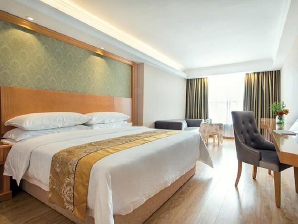 Imagen de la habitación del Hotel VIENNA TIANFU PLAZA METRO STATION. Foto 9