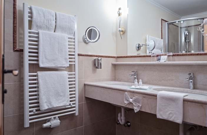 Imagen de la habitación del Hotel VIER JAHRESZEITEN Wellnessresort Achensee. Foto 7