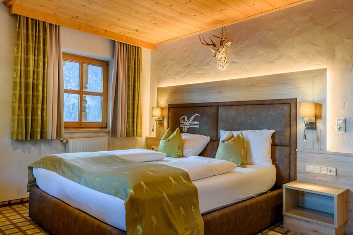 Imagen de la habitación del Hotel VIER JAHRESZEITEN Wellnessresort Achensee. Foto 9