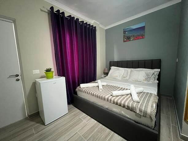 Imagen general del Hotel VILA AARON. Foto 11