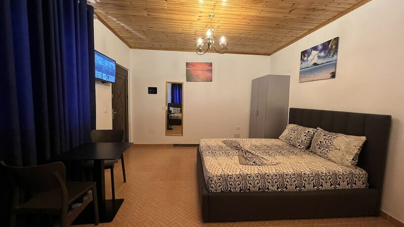 Imagen general del Hotel VILA AARON. Foto 12