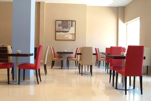 Imagen general del Hotel VILA D'ARGENTONA. Foto 7