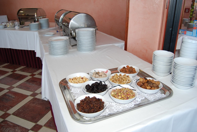 Imagen del bar/restaurante del Hotel VILA REAL PALACE. Foto 5