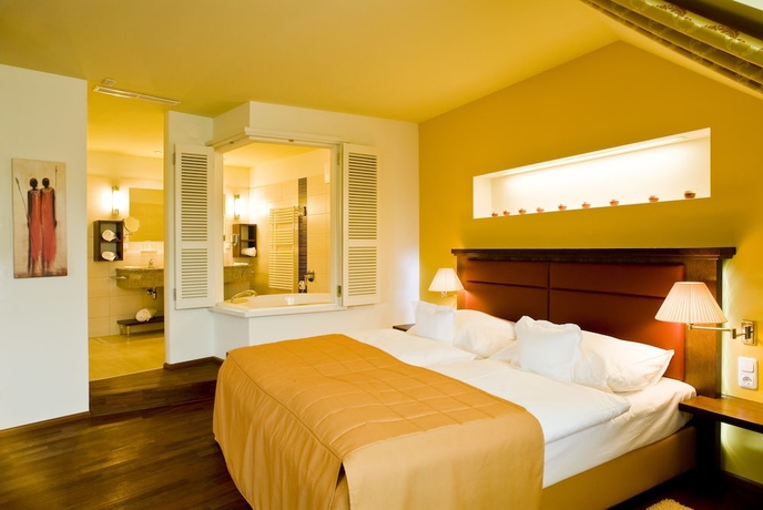 Imagen de la habitación del Hotel VILA VITA Pannonia. Foto 11