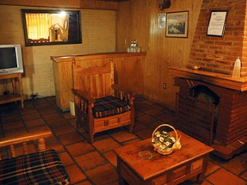 Imagen de los interiores del Hotel VILLA ALPINA EL CHALET. Foto 7