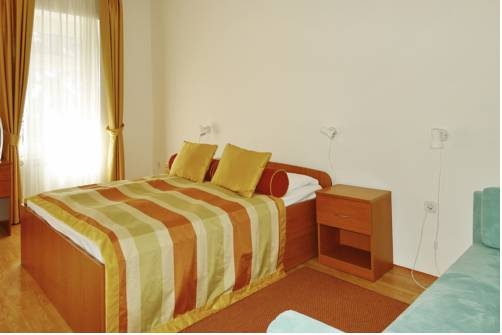 Imagen general del Hotel VILLA AURORA, Crikvenica. Foto 4