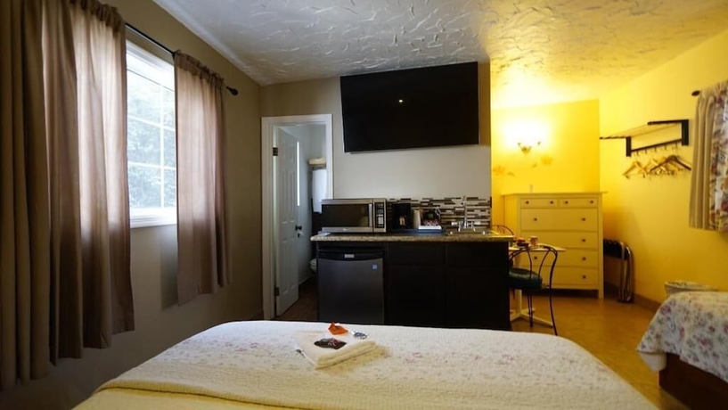 Imagen de la habitación del Hotel VILLA BRASIL MOTEL. Foto 10