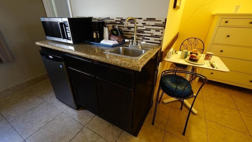 Imagen de la habitación del Hotel VILLA BRASIL MOTEL. Foto 15