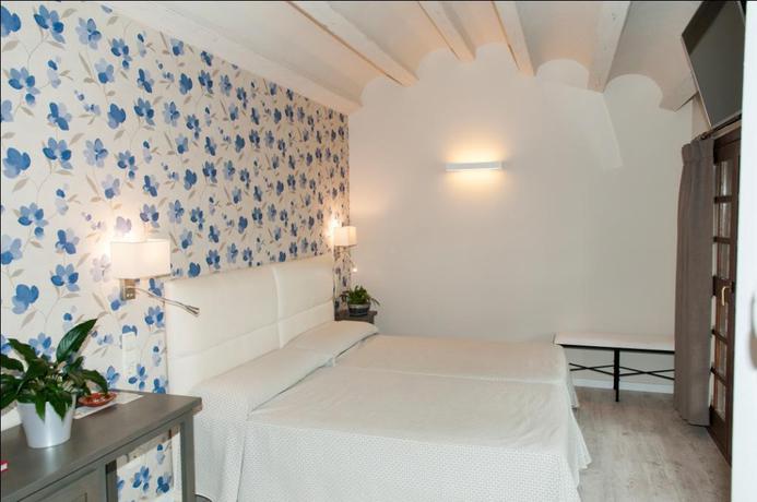 Imagen general del Hotel VILLA DE ALQUEZAR. Foto 13