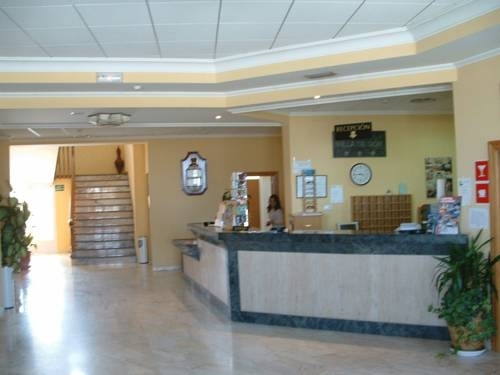 Imagen general del Hotel VILLA DE GOR. Foto 5