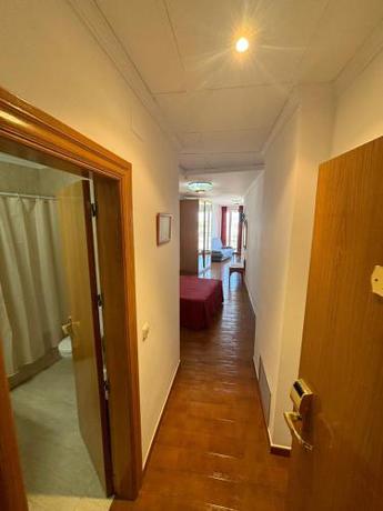 Imagen de la habitación del Hotel VILLA DE GOR. Foto 11
