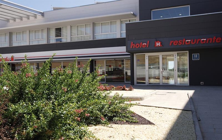 Imagen general del Hotel VILLA DE LOS ARCOS. Foto 2